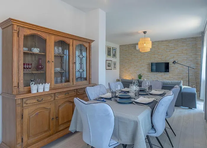 Premium 100m2 Sea View