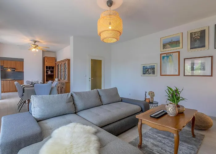 Premium 100m2 Sea View * Ližnjan