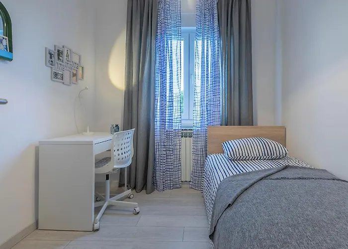 Premium 100m2 Sea View شقة *
